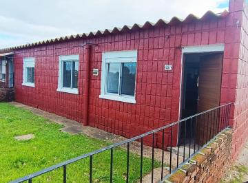 Departamento · 1m² · 5 Ambientes · Alquiler de Casa Amueblada en Paso de Los Toros - 8 Personas