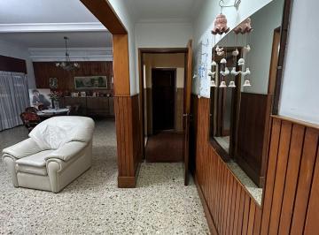Casa de 3 ambientes, Lanús · Venta Excelente Casa en Lanús Oeste.