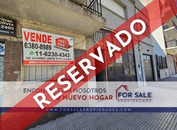 Local comercial , Villa del Parque · Reservado - Local/galpón de 127 m² con Sótano y Acceso Vehicular