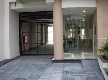 Departamento de 2 ambientes, Lanús · Venta Dos Ambientes con Cochera Al Frente Lanus Oeste
