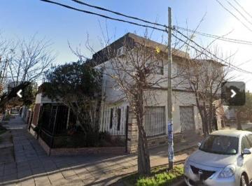 Casa de 8 ambientes, La Matanza · Importante Casa en Venta