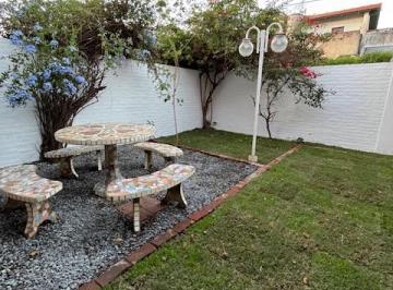 Departamento de 2 ambientes, Esteban Echeverría · Departamento Interno Tipo Casa con Parque en Luis Guillon