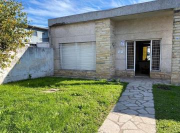 Casa · 347m² · 3 Ambientes · 3 Cocheras · Casas - Casa - Pilar, Gran Bs. As. Norte