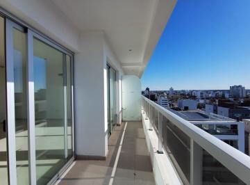 Departamento de 2 ambientes, La Plata · 38 E/ 3 y 4 - Depto en Alquiler con Cochera