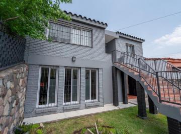 Casa de 1 ambiente, Salta · Venta Casa 3 Dorm. con Pileta, Dependencia y Subsuelo en Grand Bourg