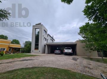 Casa · 312m² · 6 Ambientes · 3 Cocheras · Casa - Chacras de La Reserva