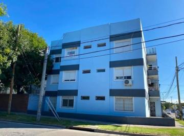 Departamento · 75m² · 4 Ambientes · Venta Departamentos Laprida 1718