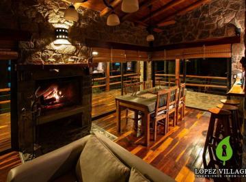 Casa · 250m² · 3 Dormitorios · 2 Cocheras · Casa Estilo Cabaña en Aldea de Montaña - Valle de Calamuchita, Córdoba