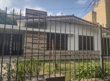 Casa · 131m² · 2 Dormitorios · 2 Cocheras · Casa en Venta de 2 Dor. en B° Villa Rivera Indarte - Z. Norte Cba.