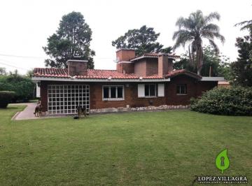 Casa · 400m² · 3 Dormitorios · 4 Cocheras · Casa en Venta de 3 Dor. | 8 Amb. B° San Alfonso - Villa Allende - Cba.
