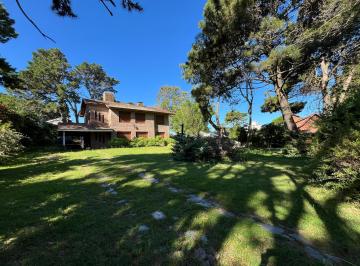 Casa · 200m² · 3 Dormitorios · 1 Cochera · Alquiler Temporal - Casa B5 Pinamar