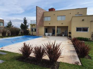 Casa · 340m² · 5 Ambientes · 5 Cocheras · Casa - El Principado