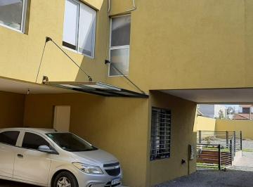PH de 4 ambientes, Esteban Echeverría · Duplex 4 Ambientes con 2 Cocheras