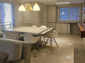Departamento · 98m² · 4 Ambientes · Departamento en Botanico