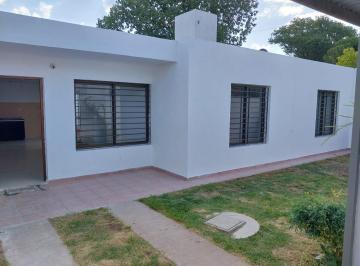 Casa de 4 ambientes, Colonia Caroya · Venta - Casa Interna - Dpto. 2 Calle 41 Nº1.156 - Colonia Caroya
