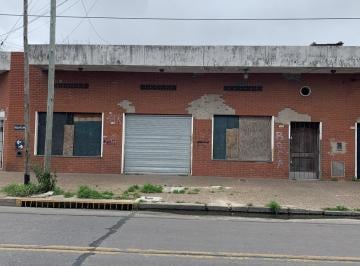 Local comercial · 140m² · 1 Ambiente · Local con Vivienda en Avellaneda - Oportunidad