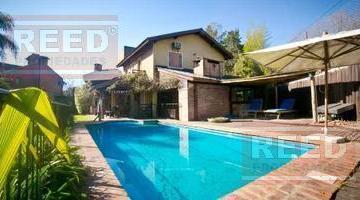 Casa · 193m² · 5 Ambientes · 2 Cocheras · Excelente Casa en Venta - Maschwitz Privado