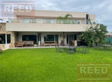 Casa · 350m² · 6 Ambientes · 2 Cocheras · Casa - Altos de Campo Grande