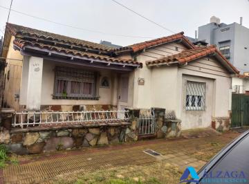 Casa de 3 ambientes, Quilmes · Casa de 3 Ambientes