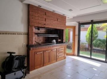 Casa · 200m² · 4 Ambientes · 2 Cocheras · Casa en Lomas de Zamora Oeste