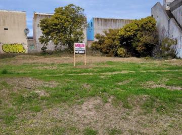 Terreno · 400m² · Venta - Permuta Excelente Lote de 400 m² Esquina Comercial!
