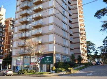 Departamento · 60m² · 3 Ambientes · 1 Cochera · Departamento - Pinamar