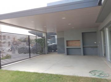 Casa · 158m² · 4 Ambientes · 2 Cocheras · Duplex en Venta de 3 Dorm. en Costas de Manantiales