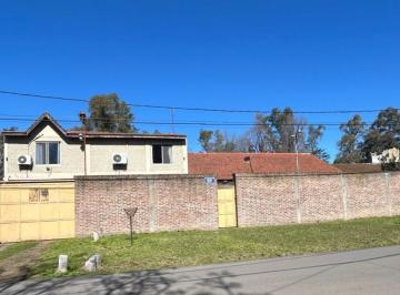 Casa de 7 ambientes, Moreno · Hermosa Casa Tipo Quinta con Cinco Dorm., Paso del Rey Norte, V. Zapiola.