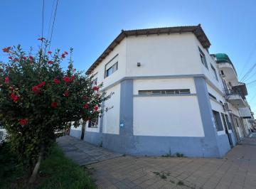 Casa de 6 ambientes, Lanús · Casa Grande Dividida en 3 Dptos.