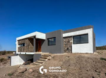 Casa · 234m² · 6 Ambientes · 2 Cocheras · Excelente Casa en Venta - B° El Buen Aire! Ubicada en Ascochinga!
