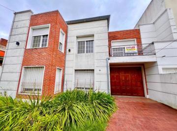 Departamento de 3 ambientes, Moreno · Departamento de 3 Ambientes en Planta Alta