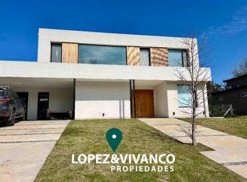 Casa de 4 ambientes, Pilar · Venta Casa en Pilar, La Calesa, Pilará.