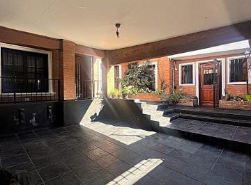 Casa de 3 ambientes, Alta Gracia · Recibe Menor - 3 Dorm. - Una Planta - Barrio Camara - Casa en Venta