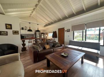 Foto1 · Alquiler de Casa en Pinares Para 3 Personas
