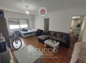 Departamento · 52m² · 2 Ambientes · Departamento en Venta | Tapia de Cruz N°1169 (2°b) | Escobar Centro. Permuta
