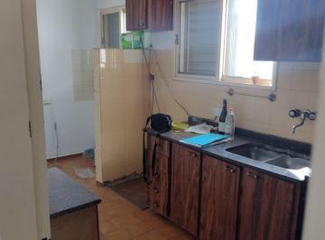 Departamento de 3 ambientes, Rosario · Dos Dorm., a Reciclar! Tercer Piso por Escalera, Bajas Expensas