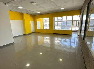 Oficina comercial de 4 ambientes, Córdoba · Oficina en Venta en “la Diva” de Gama 158 m²