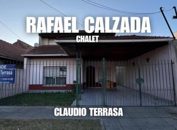 Casa · 200m² · 4 Ambientes · 1 Cochera · Chalet en Venta en R. Calzada
