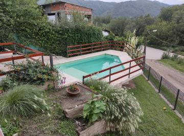 Casa · 206m² · 3 Dormitorios · Casa en Venta en Playas de Oro Villa Carlos Paz, Escritura, Apto Crédito Hipotecario