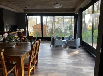 Casa · 335m² · 4 Ambientes · Pinamar, Casa en Venta en Barrio Cerrado Pioneros