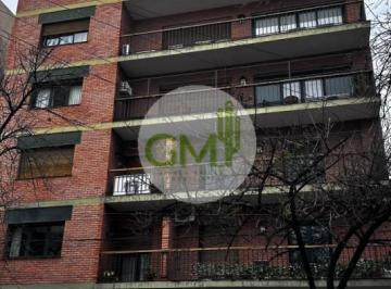 Departamento · 220m² · 7 Ambientes · 1 Cochera · Venta Exclusivo Piso Calle Dean Funes