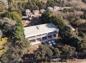 Oficina comercial · 63m² · 1 Ambiente · 1 Cochera · Oficinas
