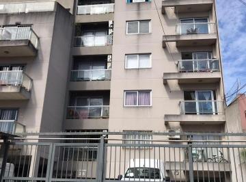 Departamento · 43m² · 2 Ambientes · 1 Cochera · Departamento de Dos Ambientes con Cochera - Morón Sur