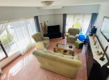 Casa de 4 ambientes, Mar del Plata · Chalet en PH, Stella Maris, 4 Ambientes, Patio Retasado U$s 180.000.