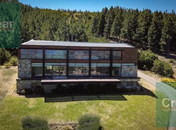 Casa · 480m² · 9 Ambientes · 8 Cocheras · Casa en San Martin de Los Andes