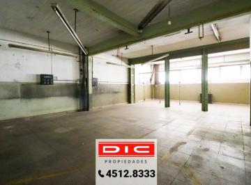 Bodega-Galpón · 246m² · 1 Cochera · Nave Industrial - Munro