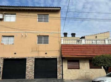Departamento de 3 ambientes, Lanús · Departamento Tipo Casa