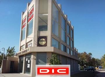 Local comercial · 413m² · 3 Ambientes · 2 Cocheras · Local Venta - Pilar