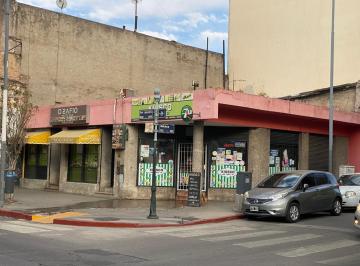 Casa de 5 ambientes, Córdoba · Vendo Esquina, Excelente Ubicación Para Desarrollo Inmobiliario
