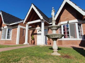 Casa · 108m² · 4 Ambientes · Casa en Belen de Escobar